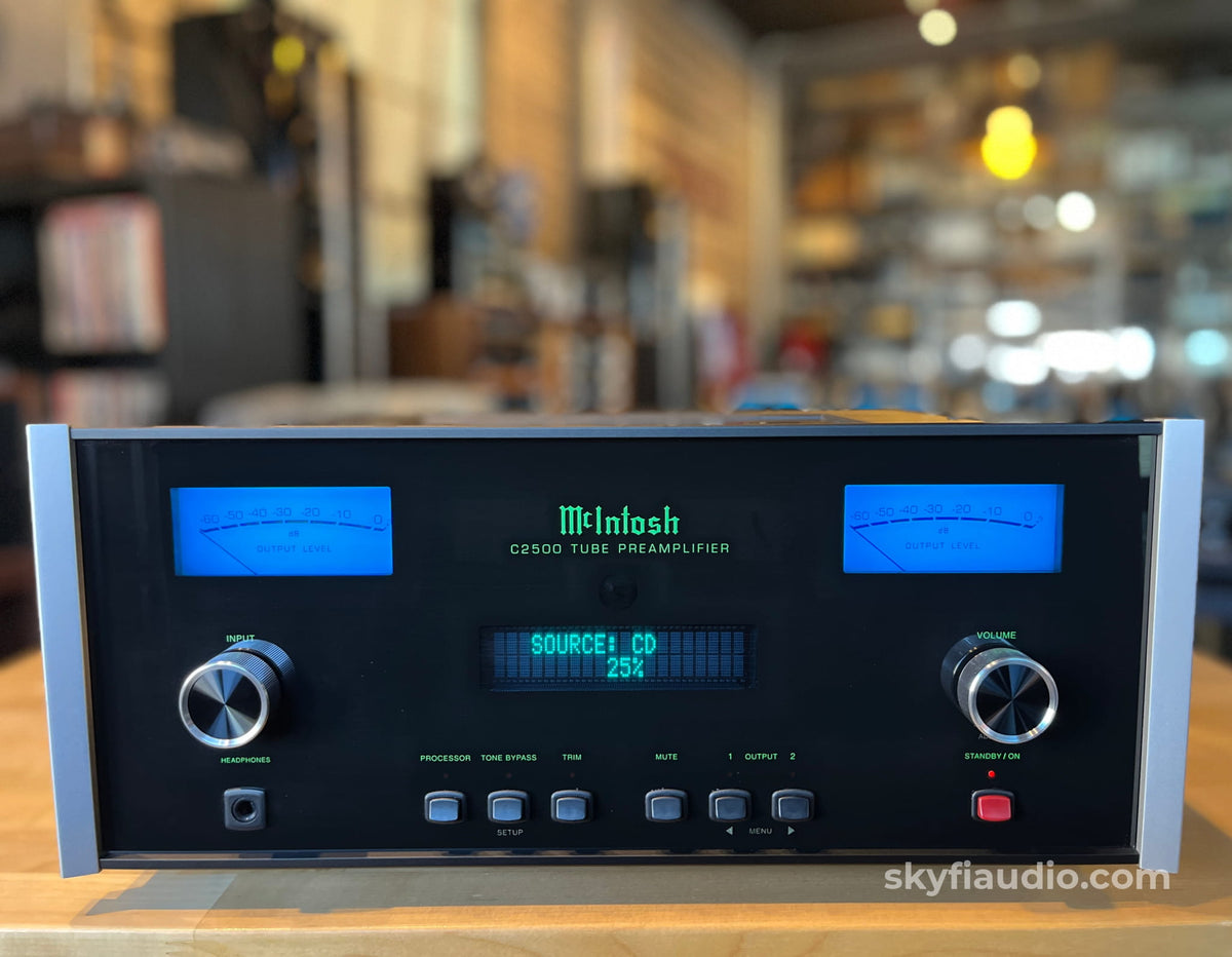McIntosh C2500 Tube Preamplfier - Complete W/ Remote - Preamplifier