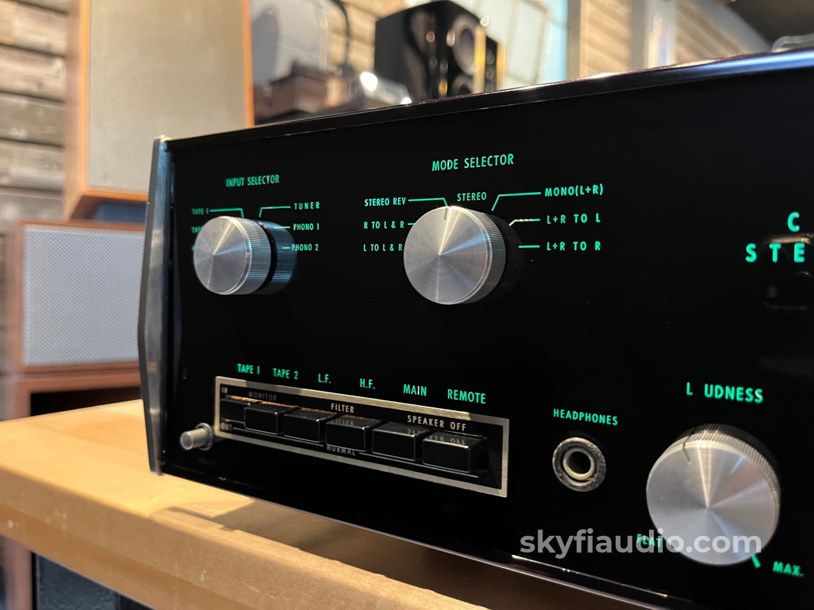 McIntosh C26 Vintage Solid State Preamplifier - Serviced - Preamplifier