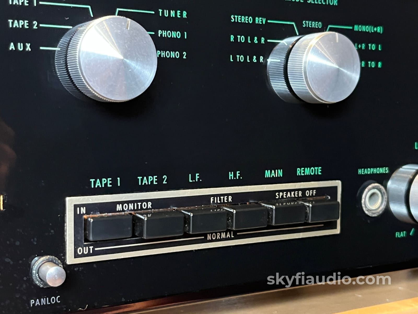 McIntosh C26 Vintage Solid State Preamplifier - Serviced - Preamplifier