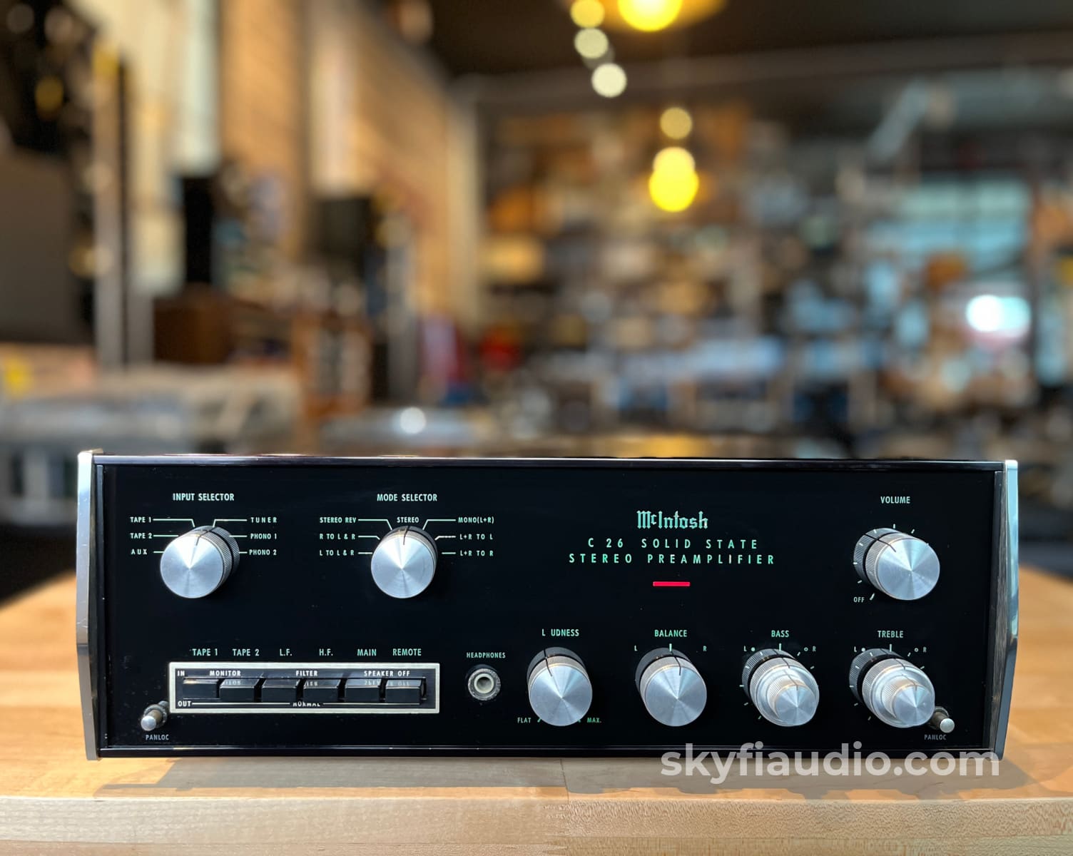 McIntosh C26 Vintage Solid State Preamplifier - Serviced - Preamplifier