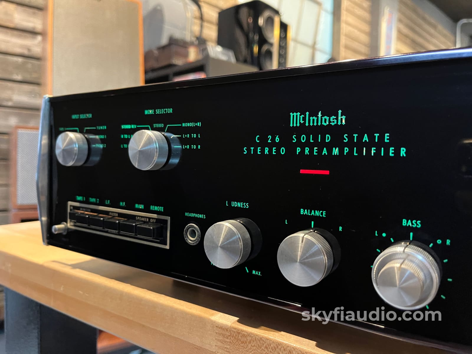 McIntosh C26 Vintage Solid State Preamplifier - Serviced - Preamplifier
