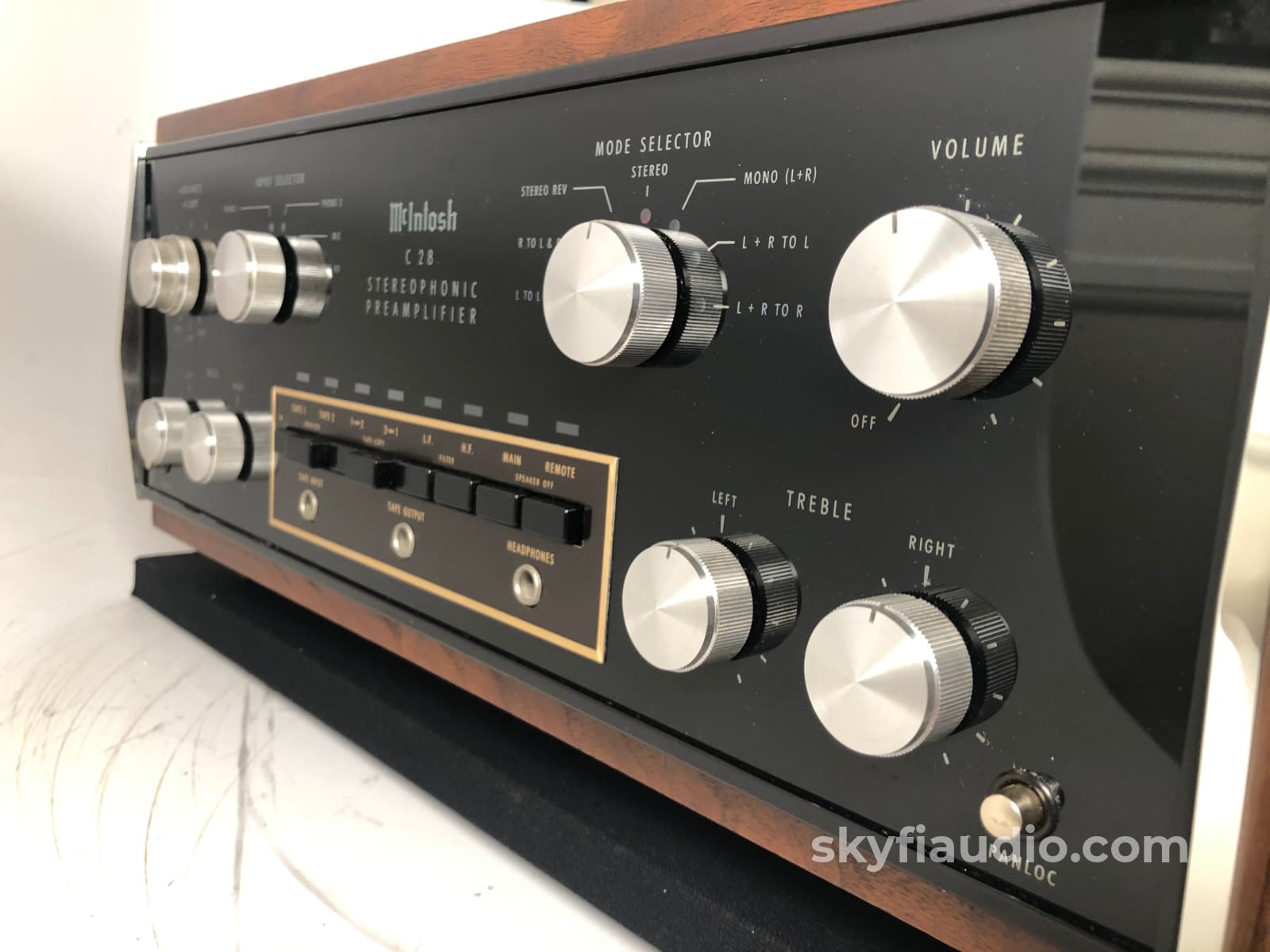 Mcintosh C28 Preamp - Complete Collectors Set Preamplifier