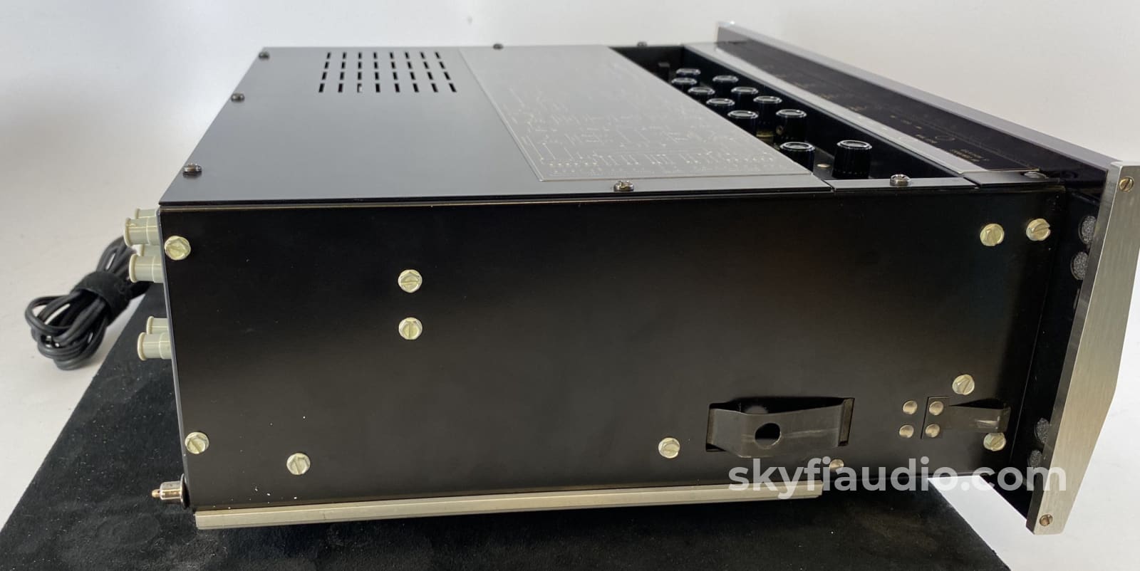 Mcintosh C28 Preamplifier - Fully Restored And Near Mint