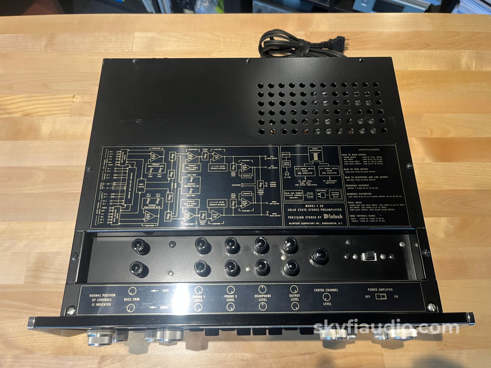 McIntosh C28 Solid State Vintage Preamplifier - Serviced - Preamplifier