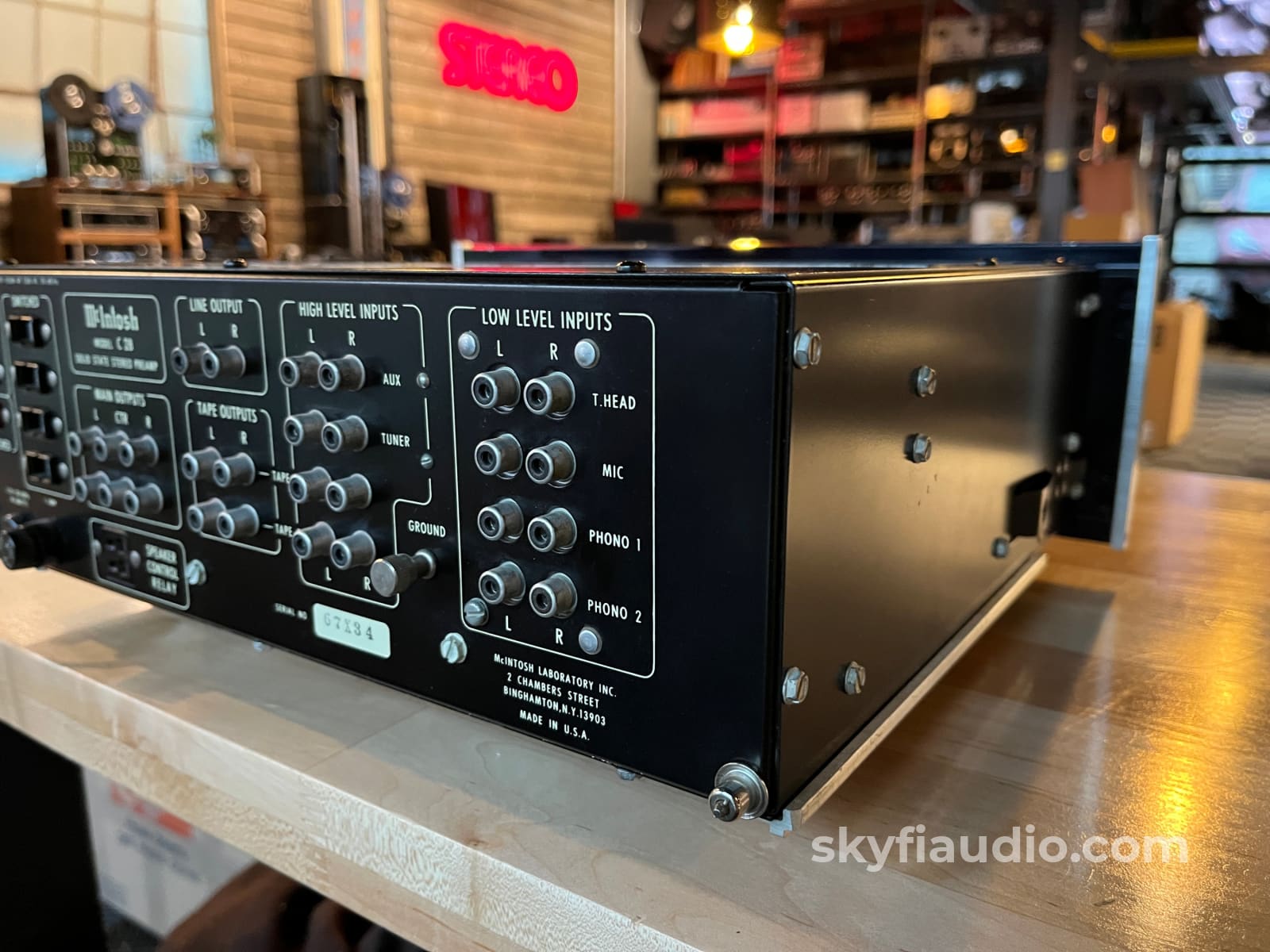 McIntosh C28 Vintage Solid State Preamplifier - Survivor Preamplifier