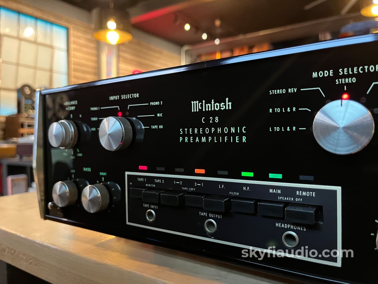 McIntosh C28 Vintage Solid State Preamplifier - Survivor Preamplifier