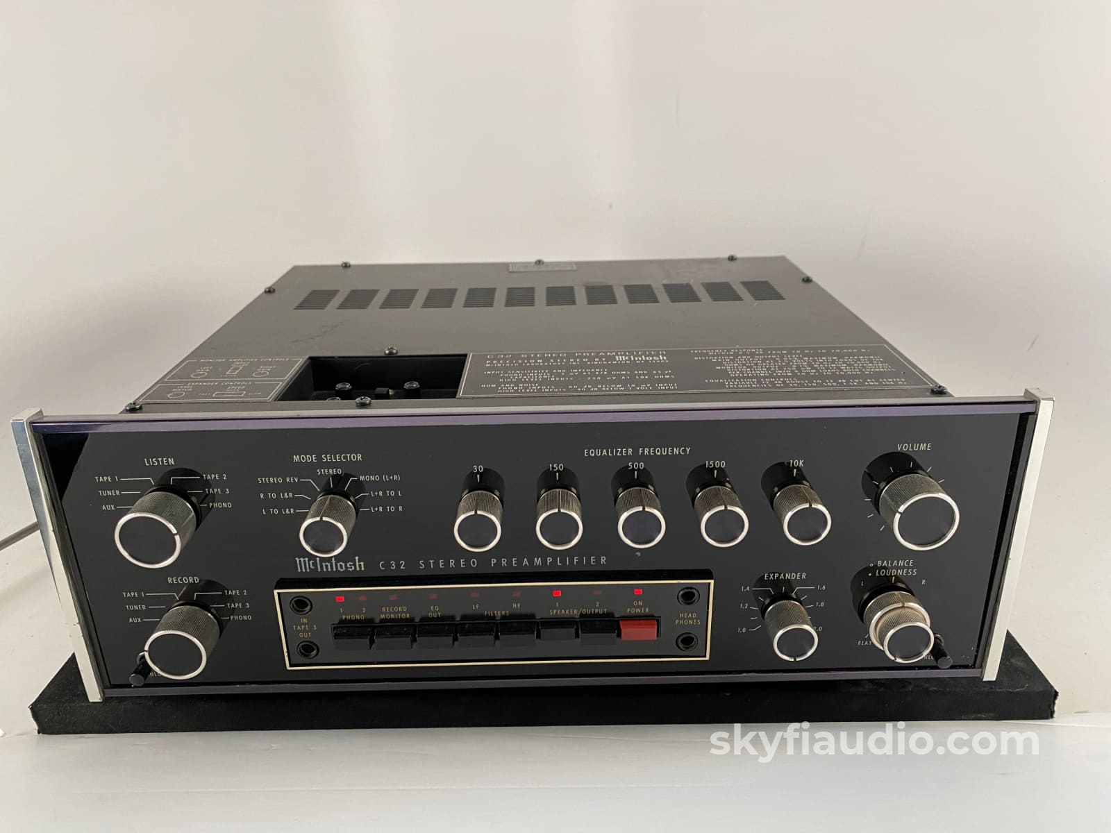 Mcintosh C32 Vintage Analog Preamplifier With Phono