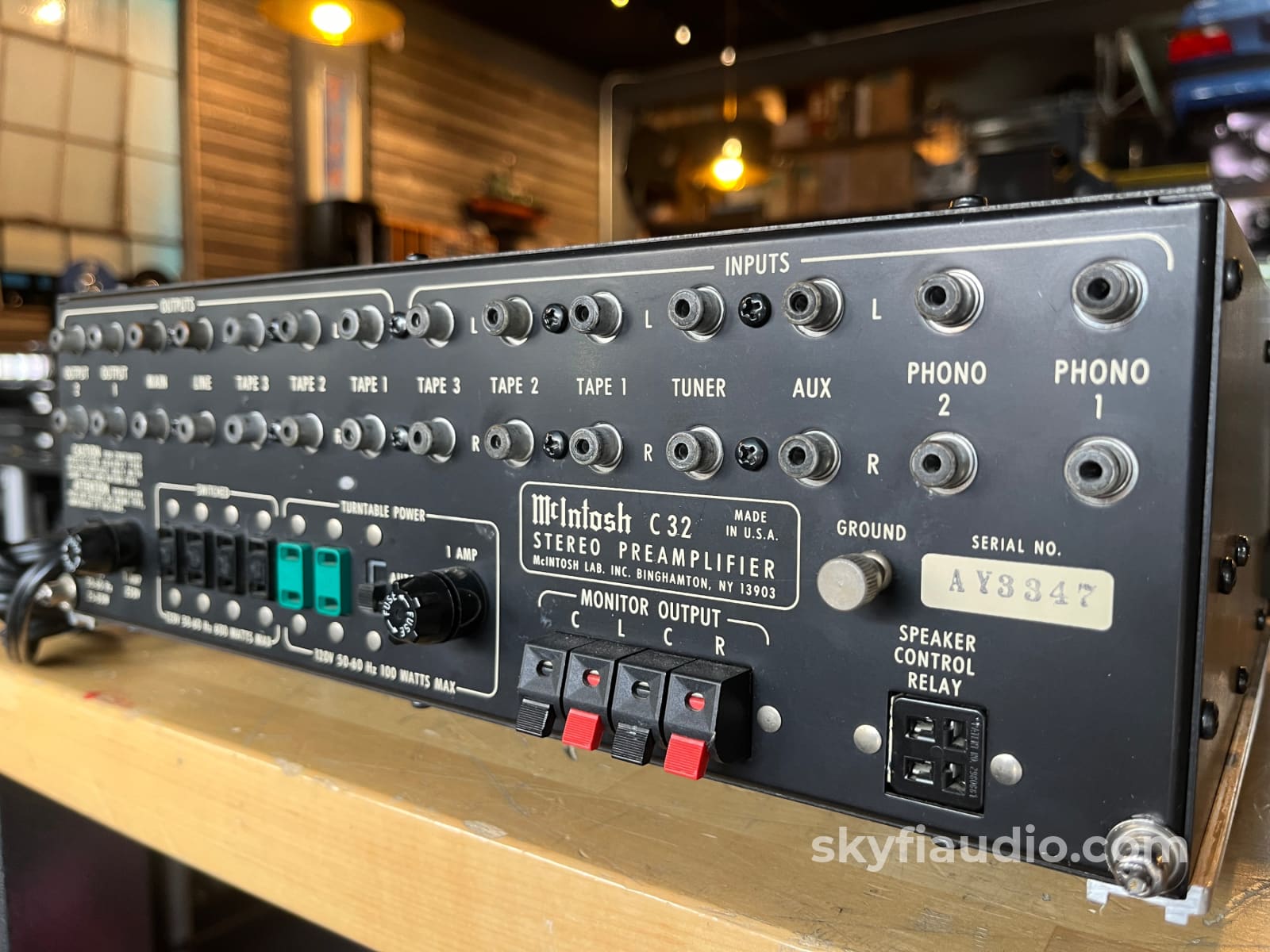 Mcintosh C32 Preamp - Skyfi Serviced Preamplifier