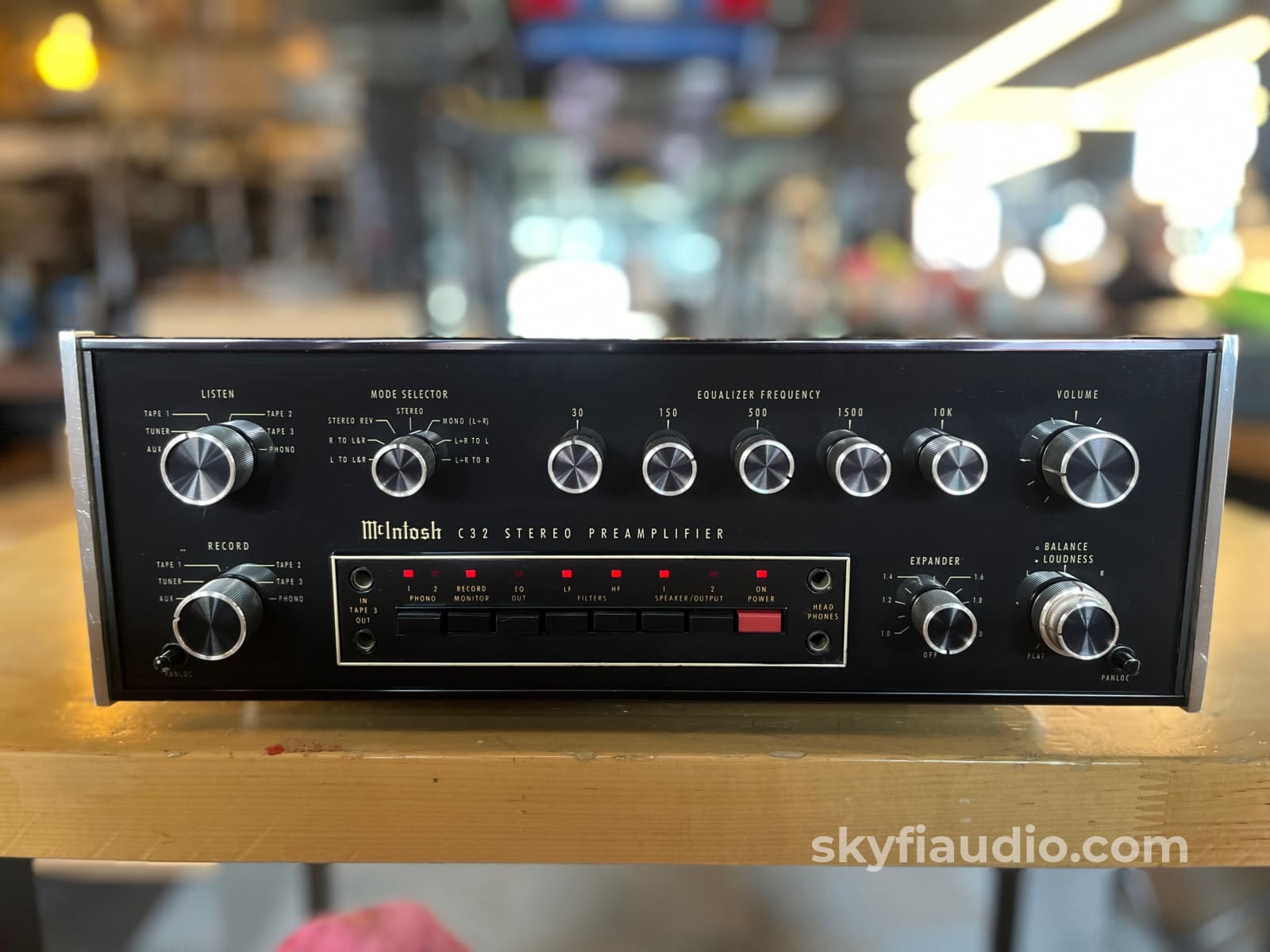 Used Mcintosh C32 Control amplifiers for Sale | HifiShark.com