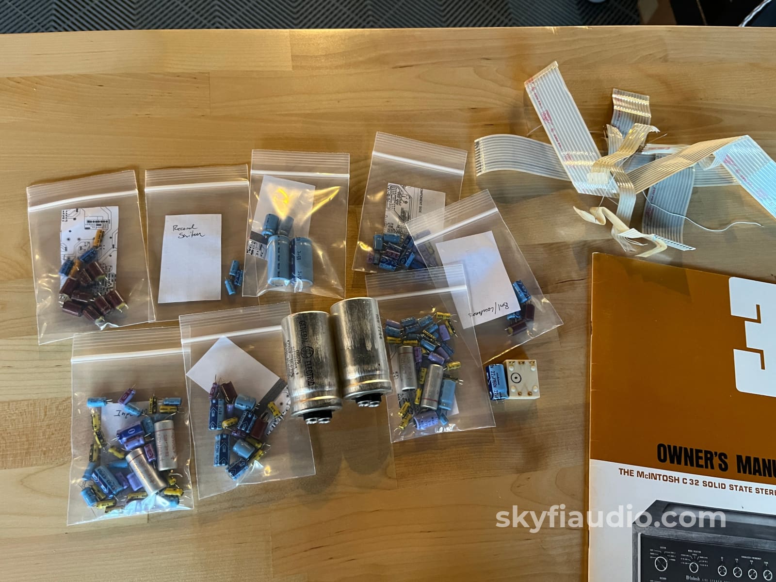 McIntosh C32 Vintage Solid State Preamplifier - SkyFi Overhauled Preamplifier