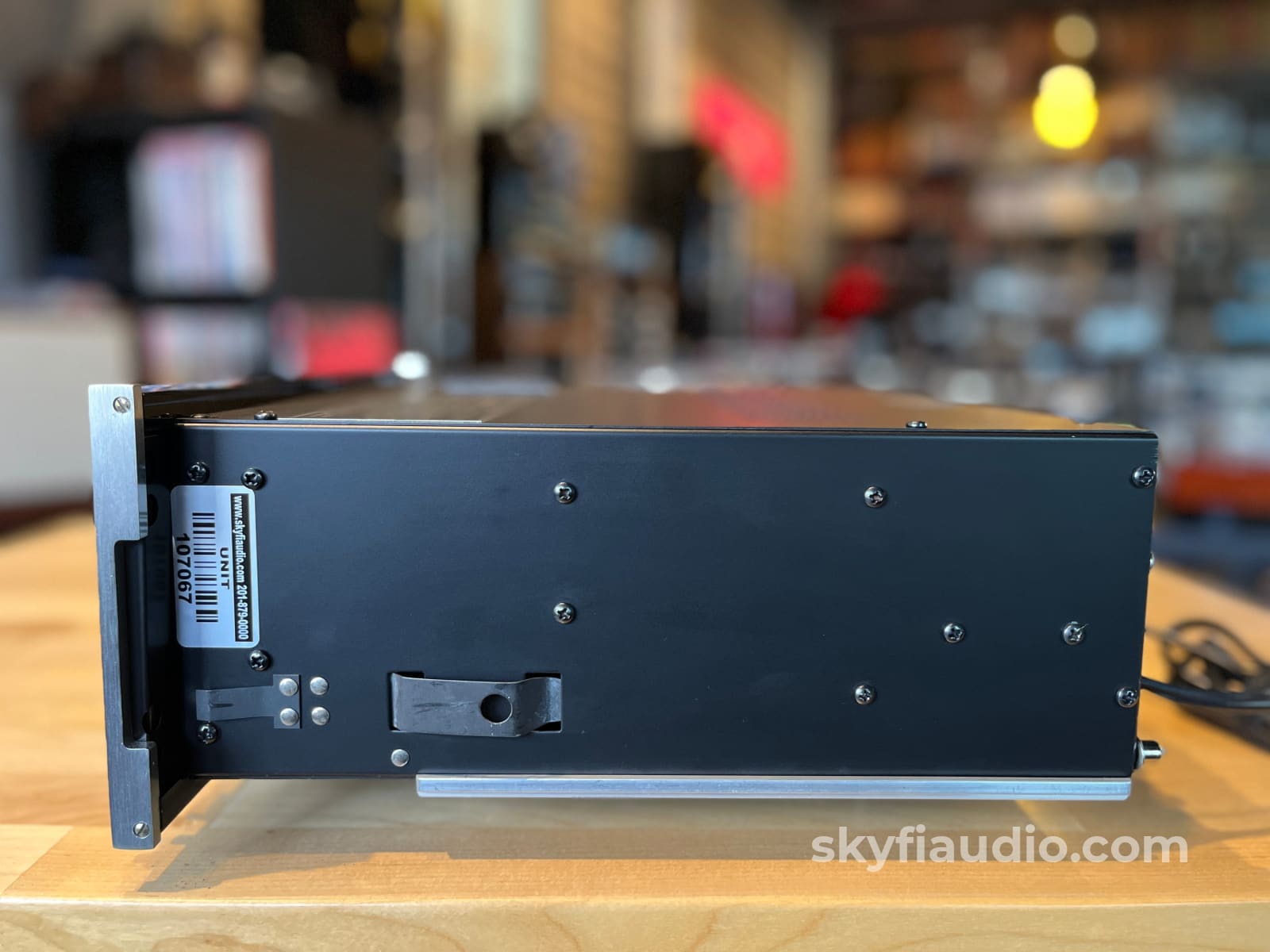 McIntosh C32 Vintage Solid State Preamplifier - SkyFi Overhauled Preamplifier