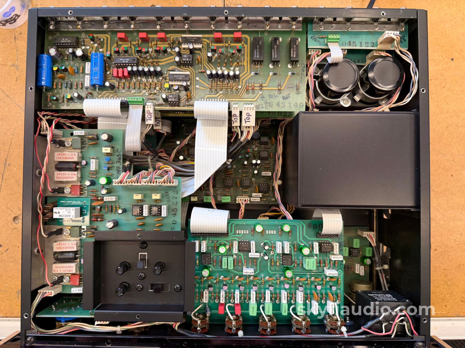 McIntosh C32 Vintage Solid State Preamplifier - SkyFi Overhauled Preamplifier