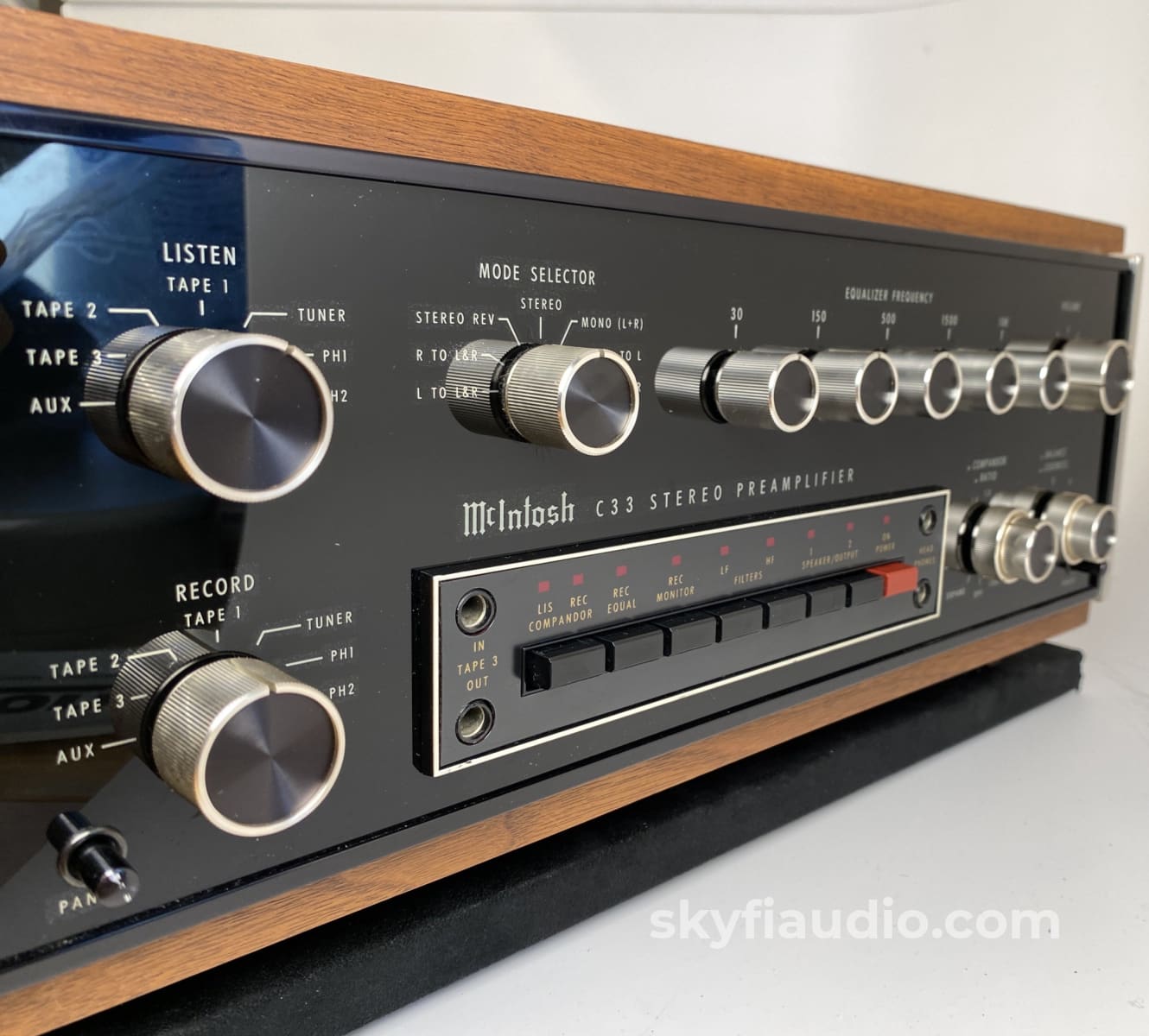 Mcintosh C33 Vintage Audio Preamplifier With Wood Cabinet
