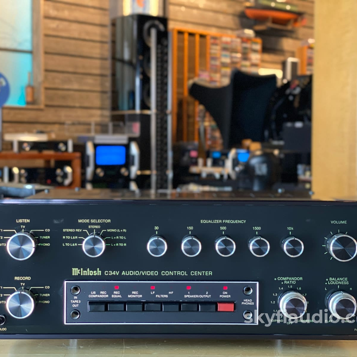 Phono Preamp EQ with 3 Band Equalizer - RIAA Equalization , RCA Input /  Output