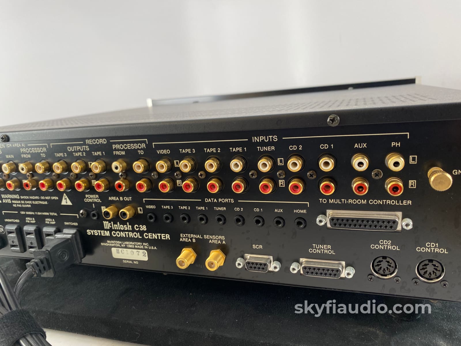 Mcintosh C38 Preamplifier Full Featured Including Phono Stage And Balanced Outputs