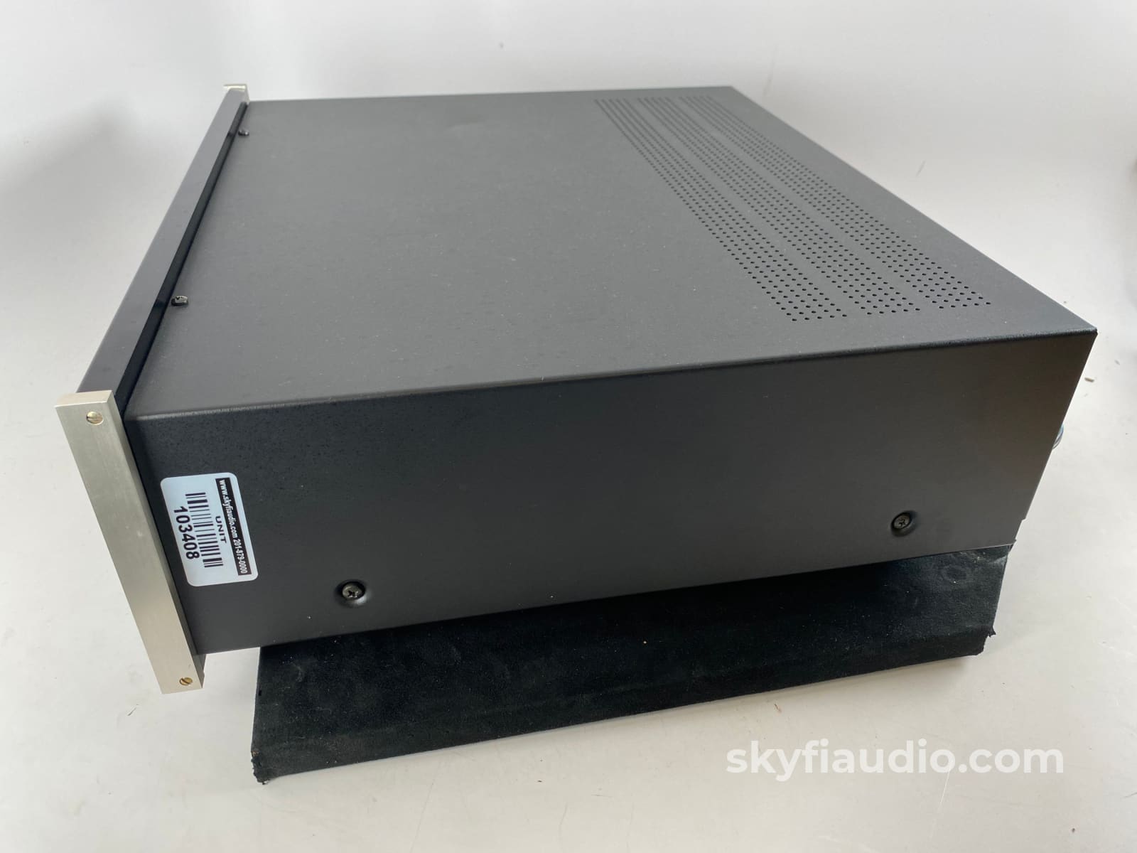 Mcintosh C38 Preamplifier Full Featured Including Phono Stage And Balanced Outputs