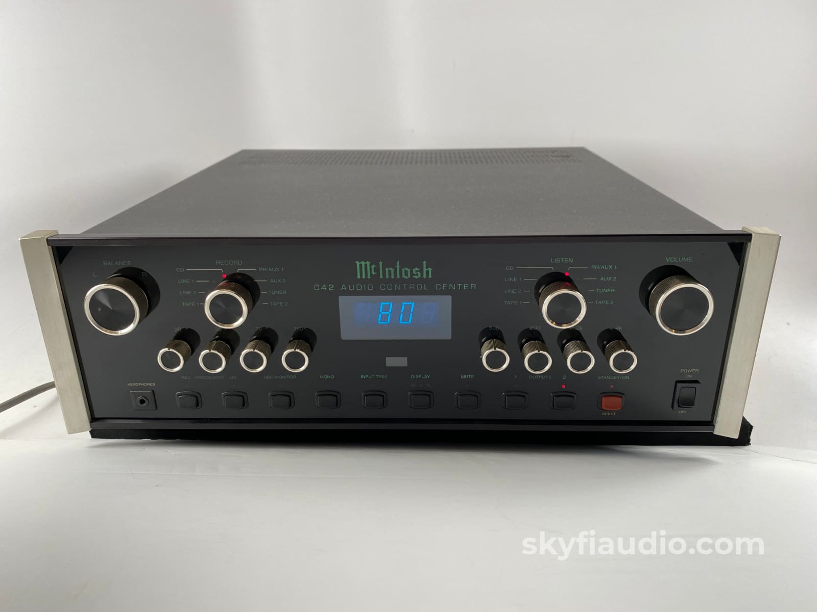 アンプ McIntosh C42 Audio Control Center McIntosh C42 Analog Preamplifier With Exclusive 8-Band Equalizer and P