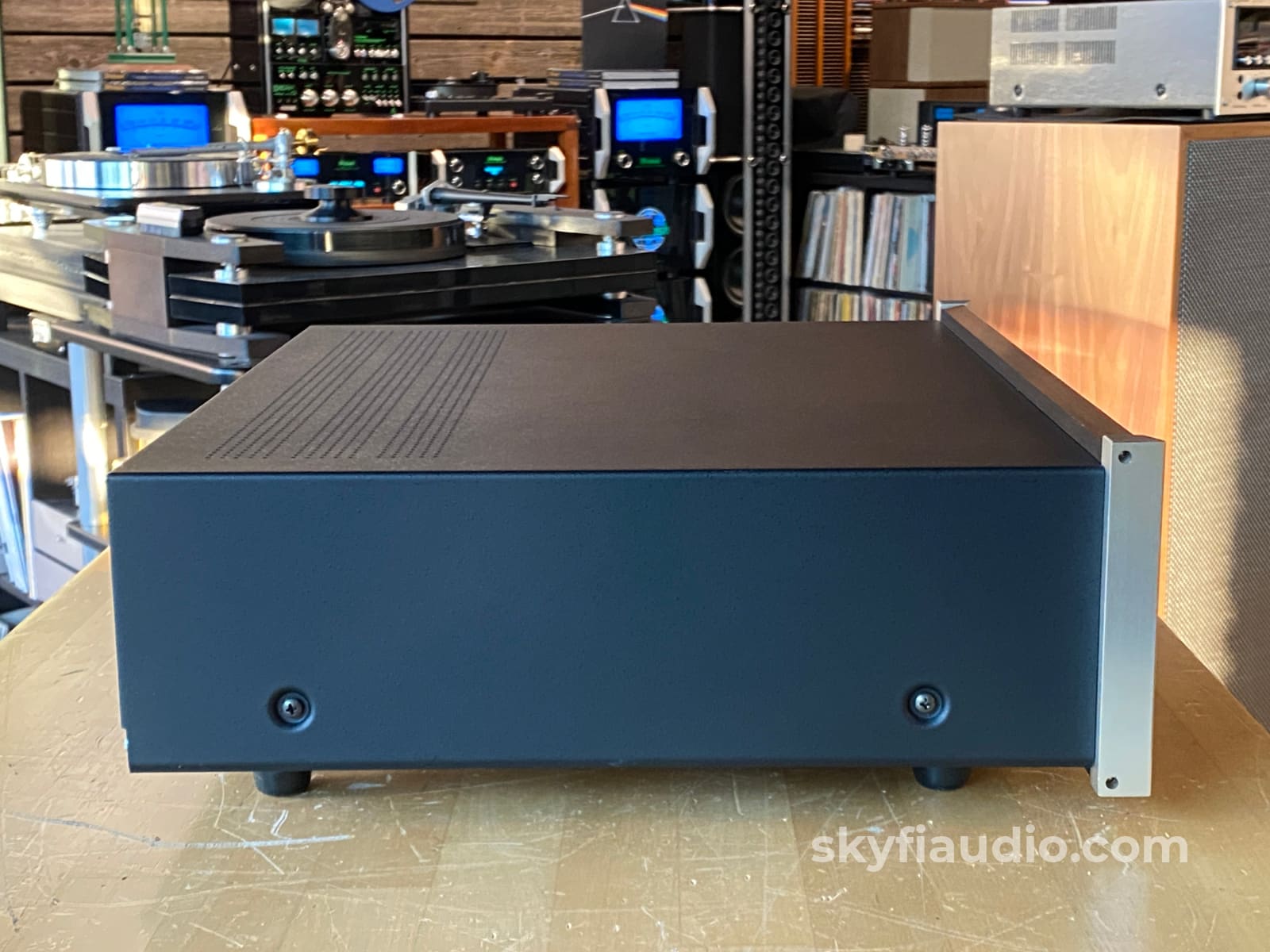 Mcintosh C45 Preamp - All Analogue With Phone Input Fiber Optic Lighting Preamplifier