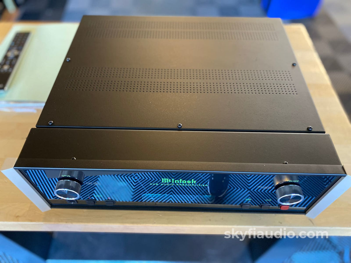 Mcintosh C49 Solid State Preamp - Lightly Used And Complete Preamplifier