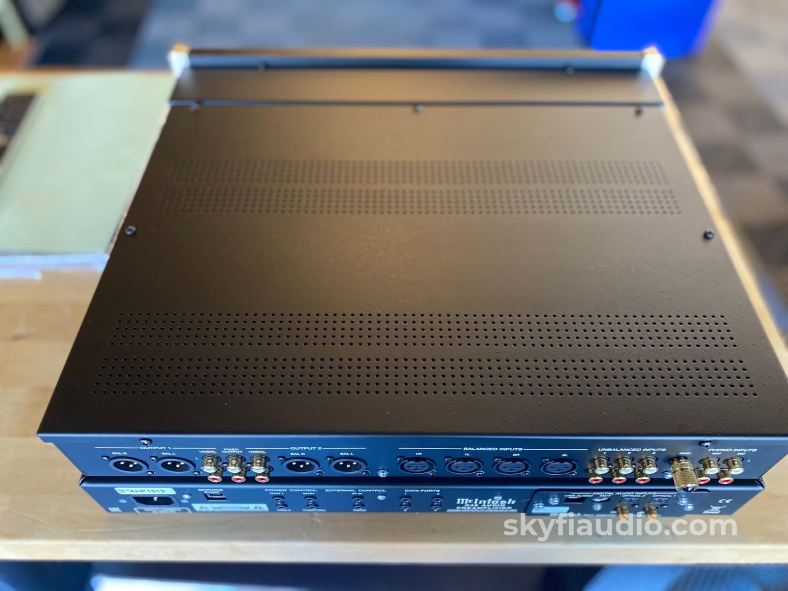 Mcintosh C49 Solid State Preamp - Lightly Used And Complete Preamplifier