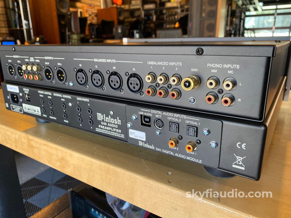 Mcintosh C49 Solid State Preamp - Lightly Used And Complete Preamplifier