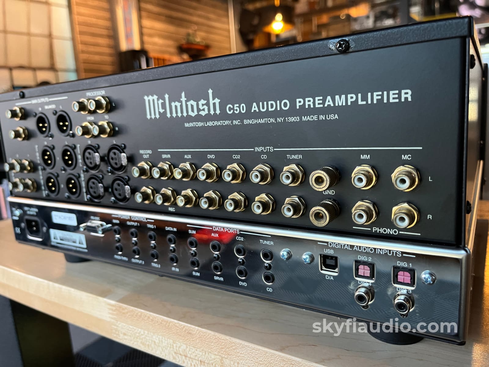 McIntosh C50 Solid State Preamplifier -w/ 8 band EQ Preamplifier