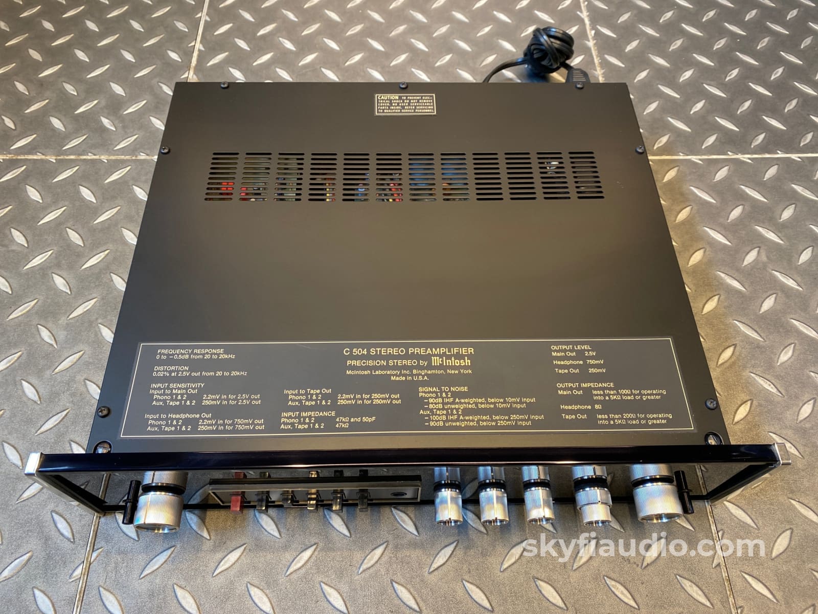 Mcintosh C504 Solid State Vintage Preamplifier With Wood Cabinet