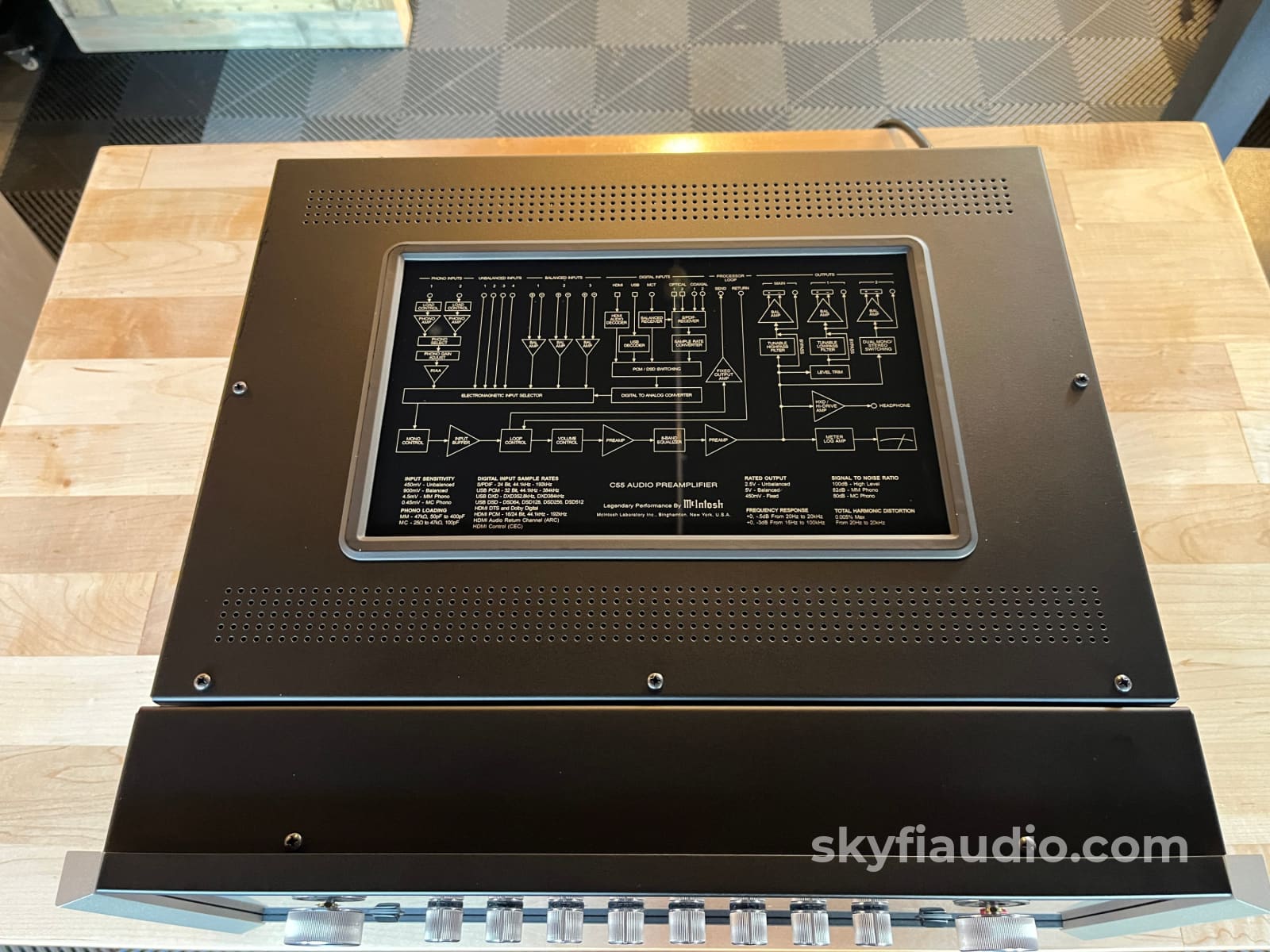 McIntosh C55 Solid State Preamplifier - Pre-loved