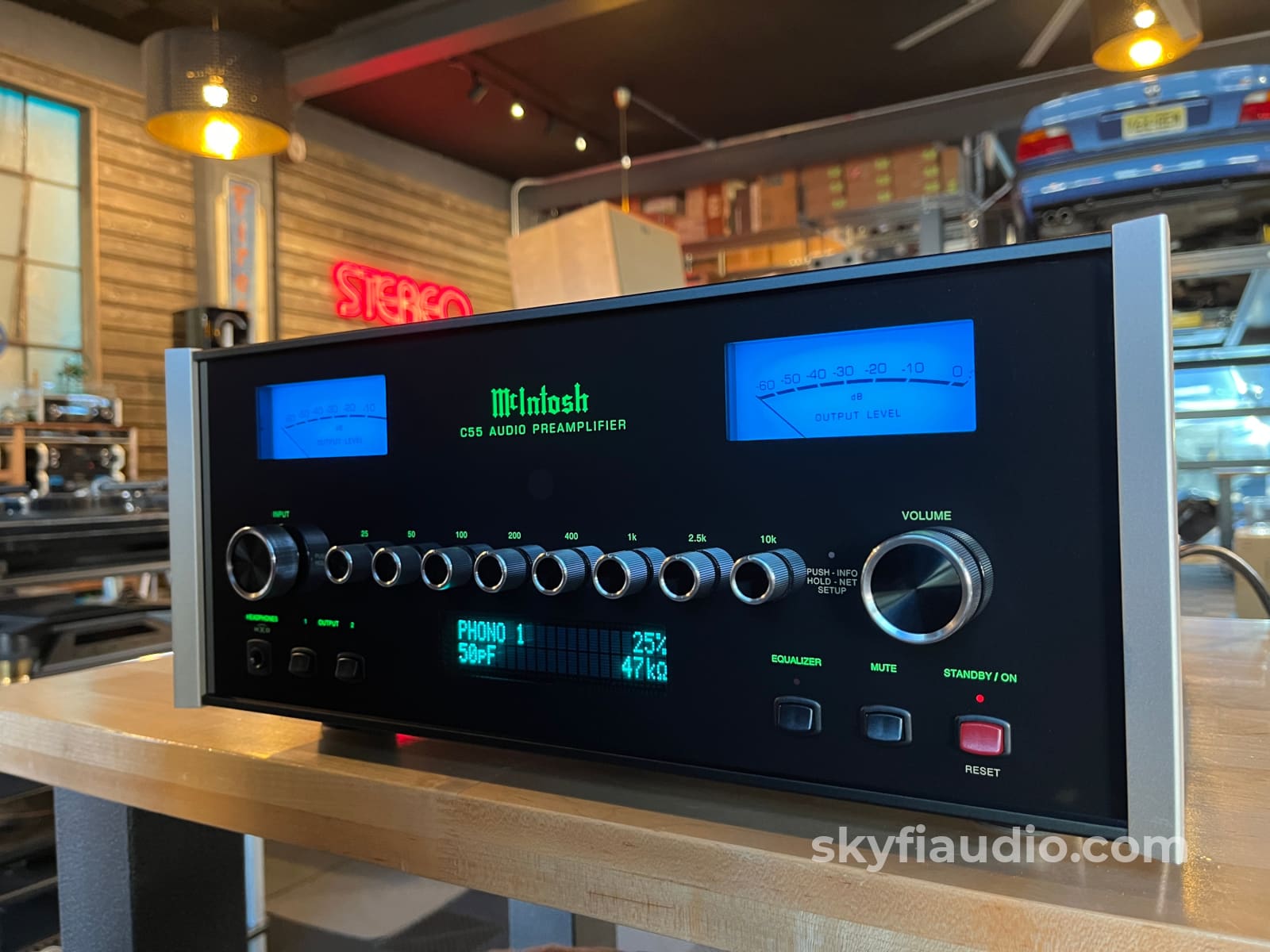 McIntosh C55 Solid State Preamplifier - Pre Loved Preamplifier