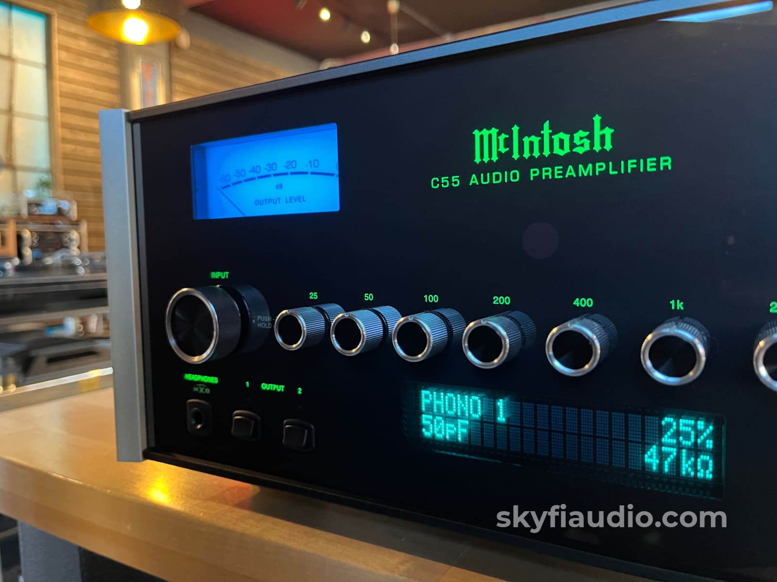 McIntosh C55 Solid State Preamplifier - Pre Loved Preamplifier