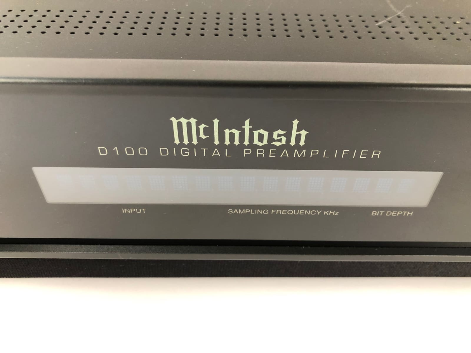 Mcintosh D100 Digital Preamp And Dac Cd +