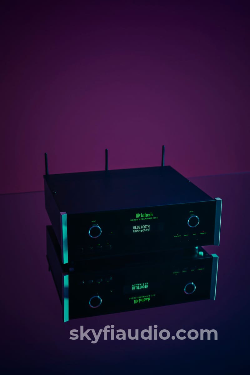 McIntosh DS200 Streaming DAC - New - CD + Digital