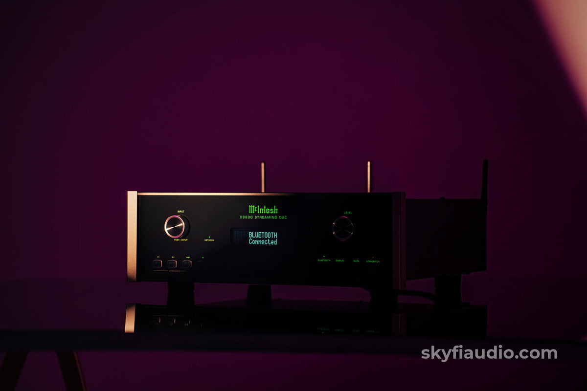 McIntosh DS200 Streaming DAC - New - CD + Digital