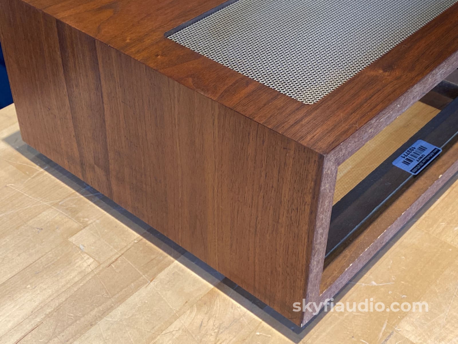 Mcintosh L12 Wood Cabinet - Slant Feet W/ 10 Or 12 Adjustable Panlocs Accessory