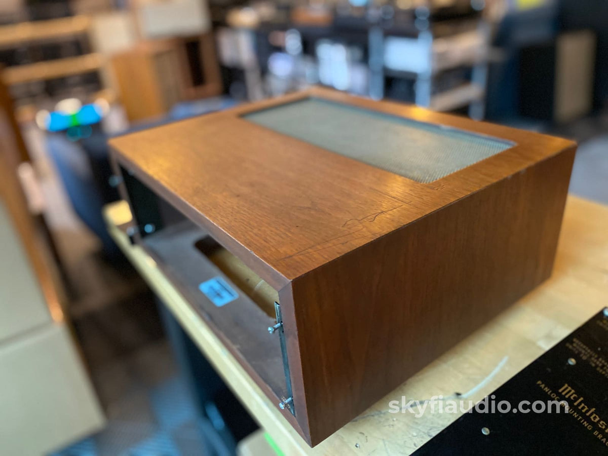 Mcintosh L12 Wood Cabinet With Slant Feet & 10 / 12 Adjustable Panlocs Accessory