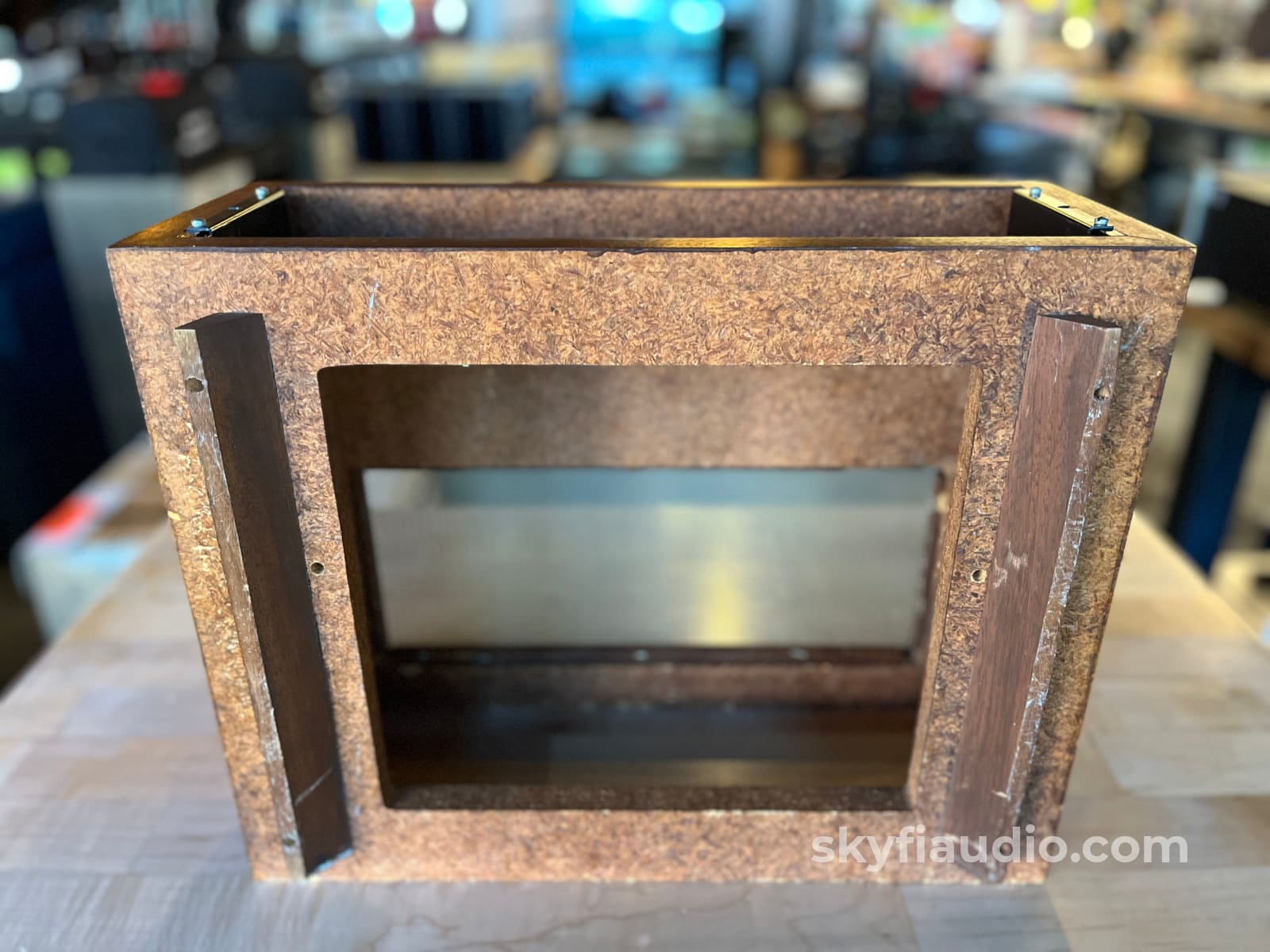 McIntosh Tribute L12 Wood Veneer Cabinet Slant Feet w/ 10’’ or 12’’ Adjustable Panlocs Accessory