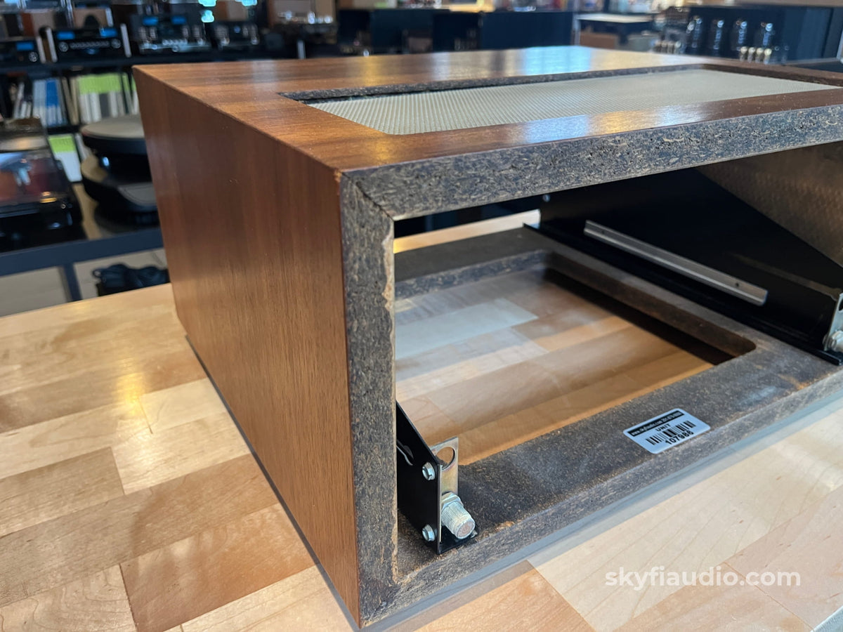 McIntosh L21 Slant Foot Cabinet w/ Panlocs (For Amplifiers) - W/ Box - Accessory
