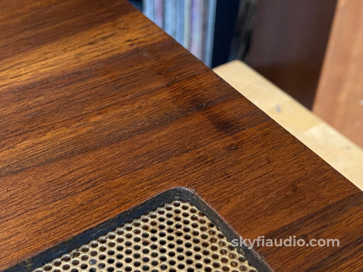 Mcintosh L21 Wood Veneer Cabinet - Slant Feet W/ 13.5 Panlocs For Mc2105 Rustic Patina Oil Finish