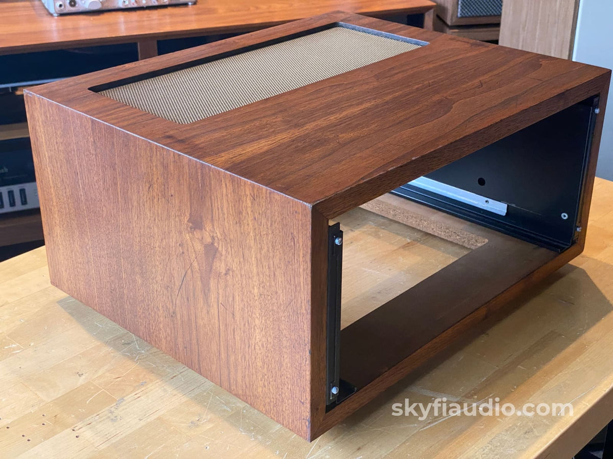 Mcintosh L21 Wood Veneer Cabinet - Slant Feet W/ 13.5 Panlocs For Mc2105 Rustic Patina Oil Finish