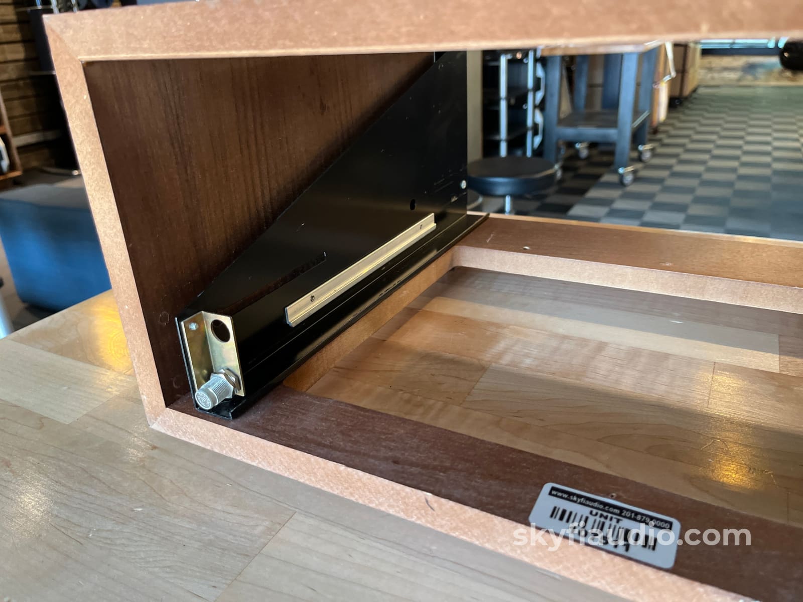 McIntosh L54 Tribute Cabinet w/ 13.5’’ Panlocs - Accessory