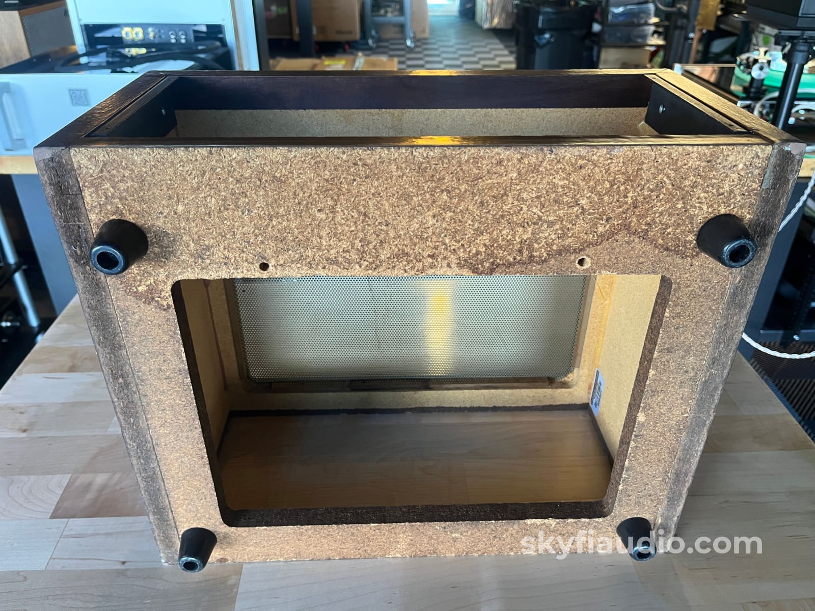 McIntosh L54 Cabinet - No Panlocs Accessory