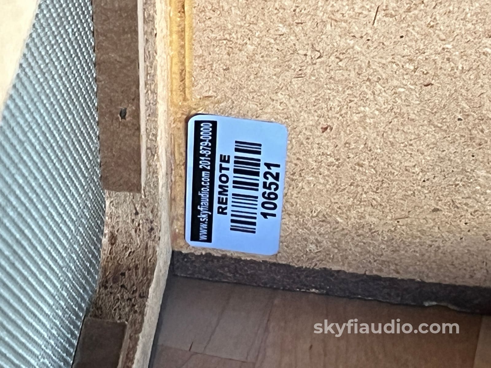 McIntosh L54 Cabinet - No Panlocs Accessory