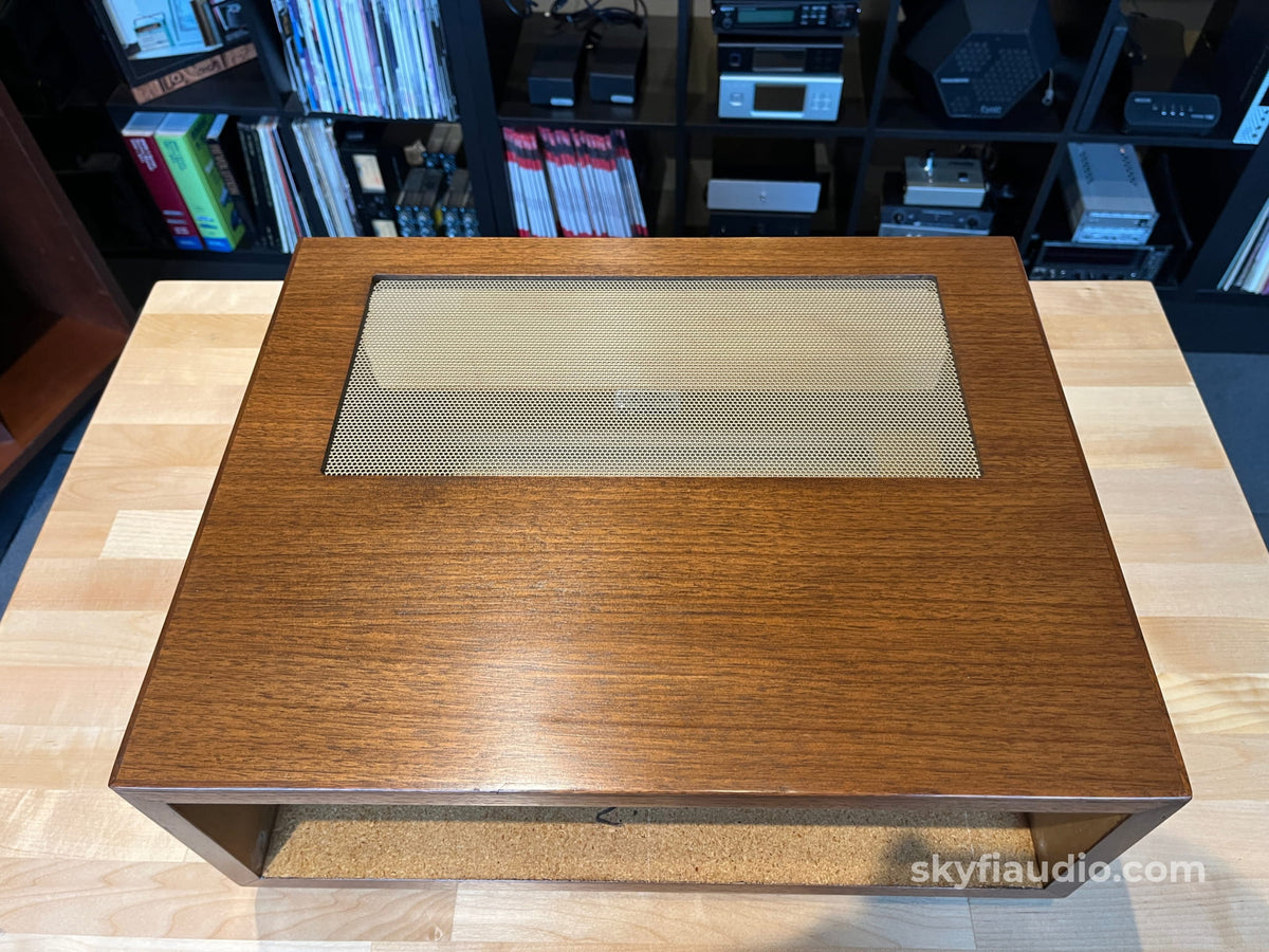 McIntosh L72 Cabinet - Fits Modern McIntosh Components - Accessory