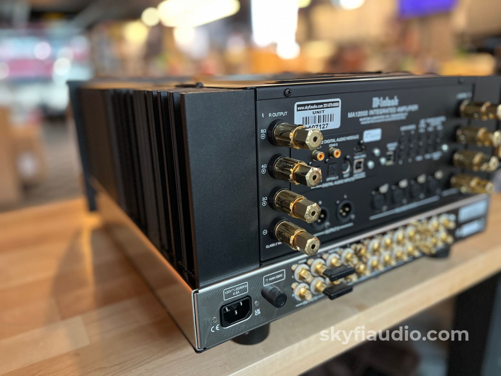 McIntosh MA12000 Hybrid Integrated Amplifier - Pre Loved Integrated Amplifier