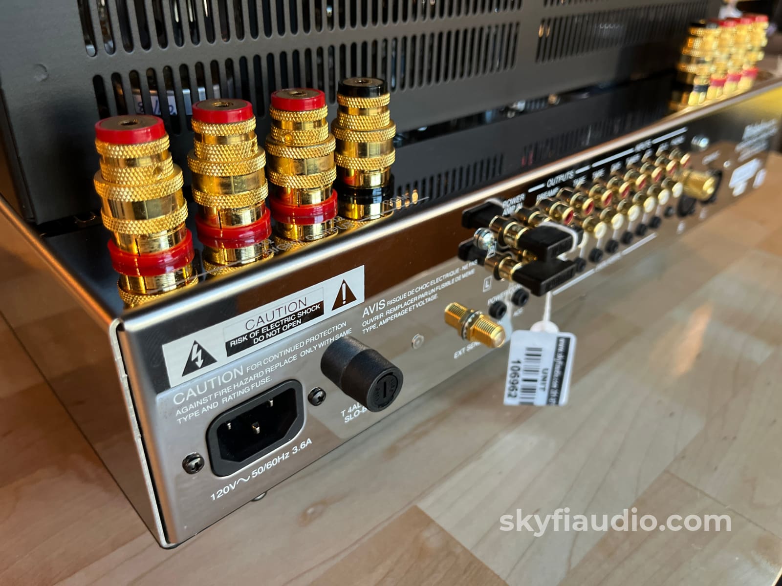 McIntosh MC2275 Tube Integrated Amplifier - Rare - Excellent condition Integrated Amplifier