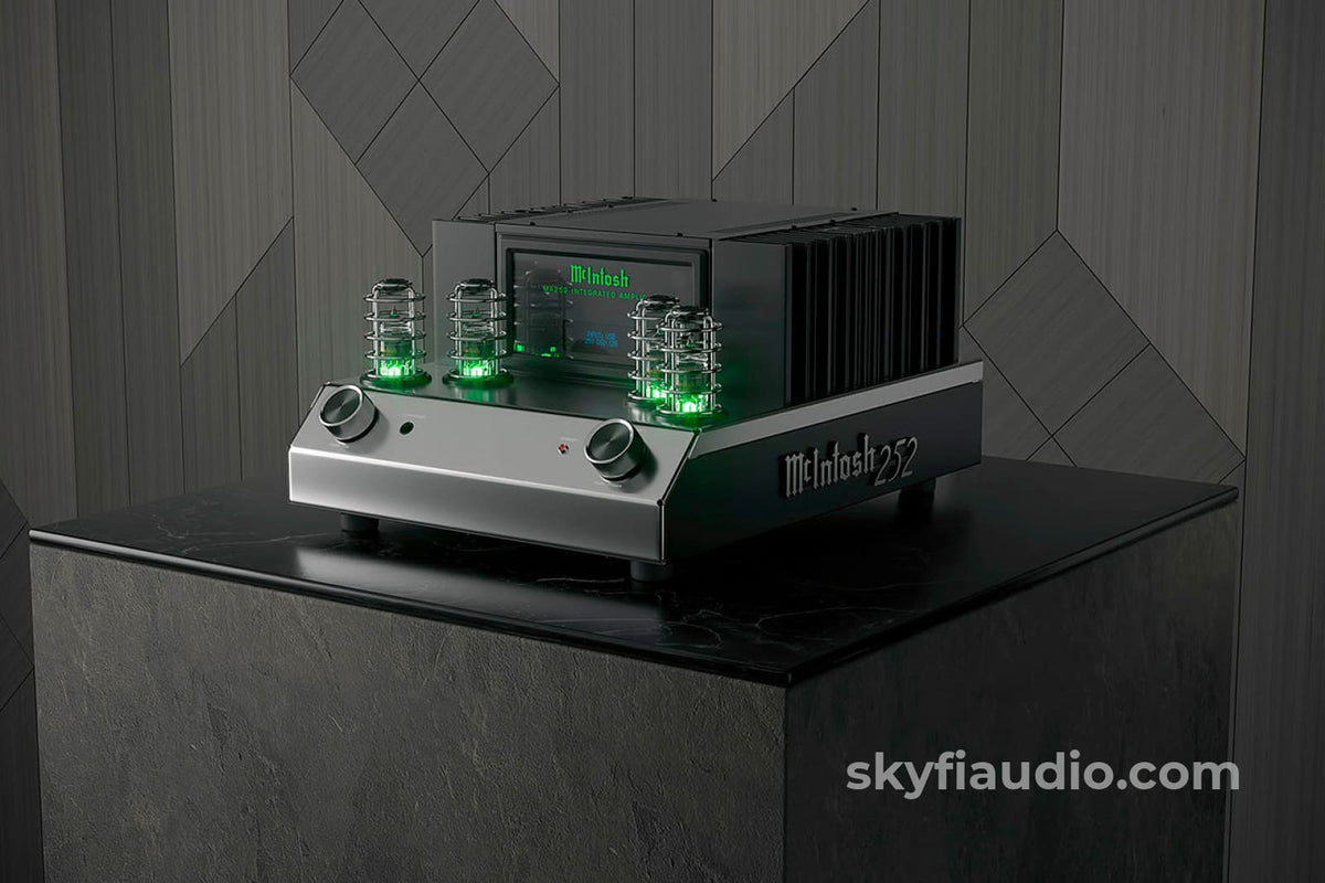 McIntosh MA252 Hybrid Drive Integrated Amplifier - NEW