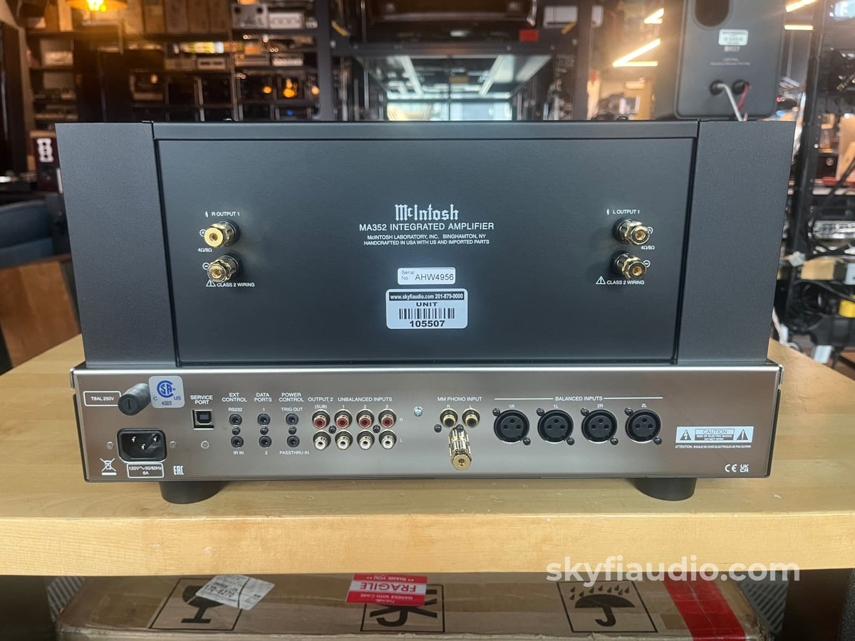 Mcintosh Ma352 Integrated Amplifier - Like New