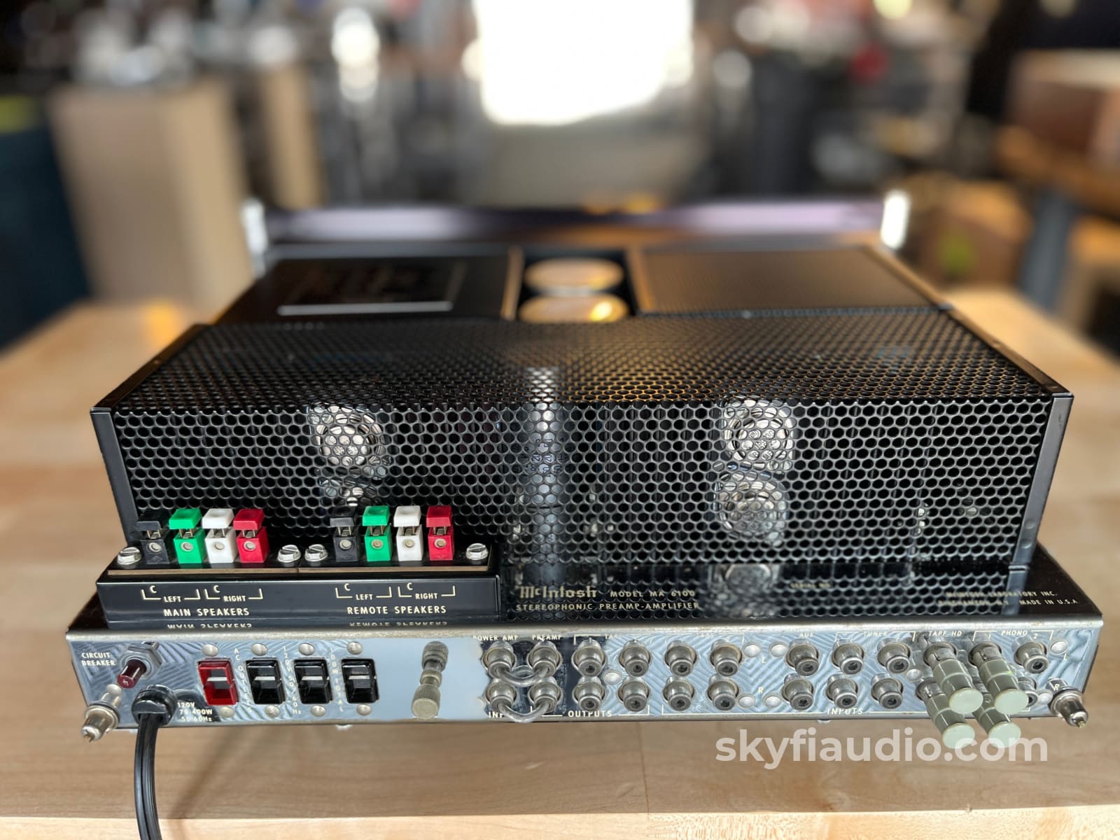 McIntosh MA6100 Integrated Amplifier - Serviced / Single Owner Integrated Amplifier