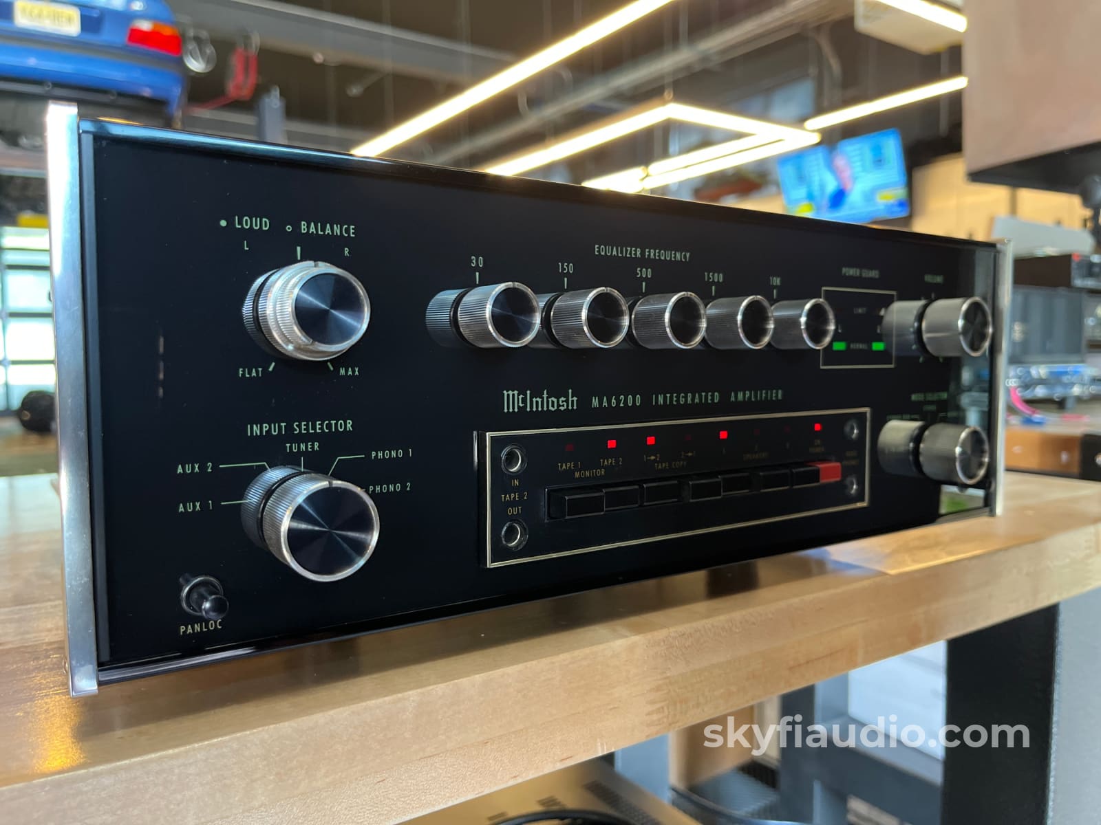 McIntosh MA6200 Vintage Integrated Amp - Serviced - Integrated Amplifier
