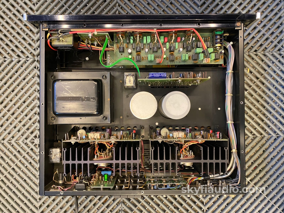 Mcintosh Ma6200 Vintage Integrated Amplifier - Serviced Integrated Amplifier